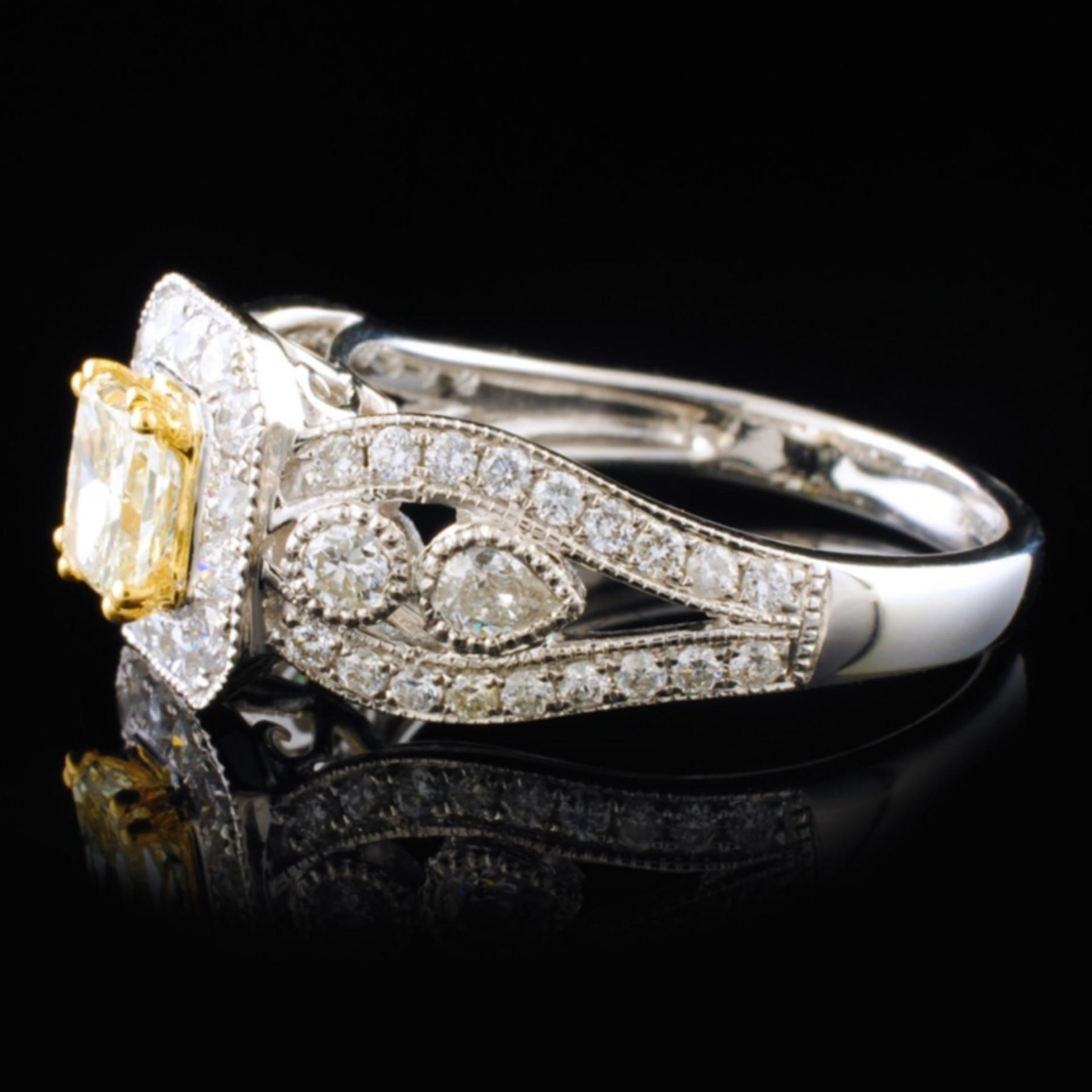 18K White Gold 1.52ctW Fancy Yellow Diamond Ring - Image 2 of 4