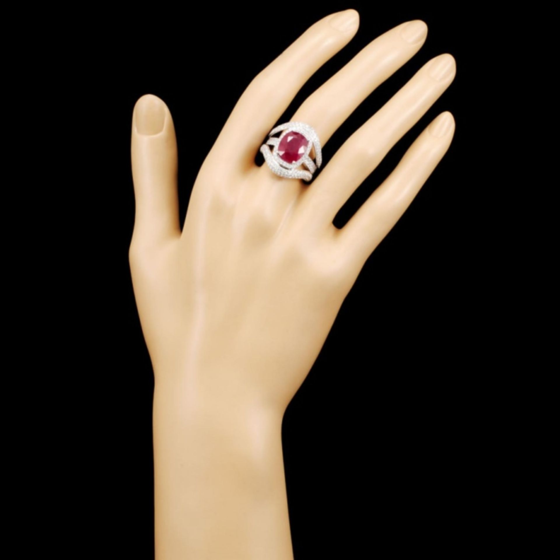 18K Gold 5.17ct Ruby & 1.95ctw Diamond Ring - Image 4 of 5