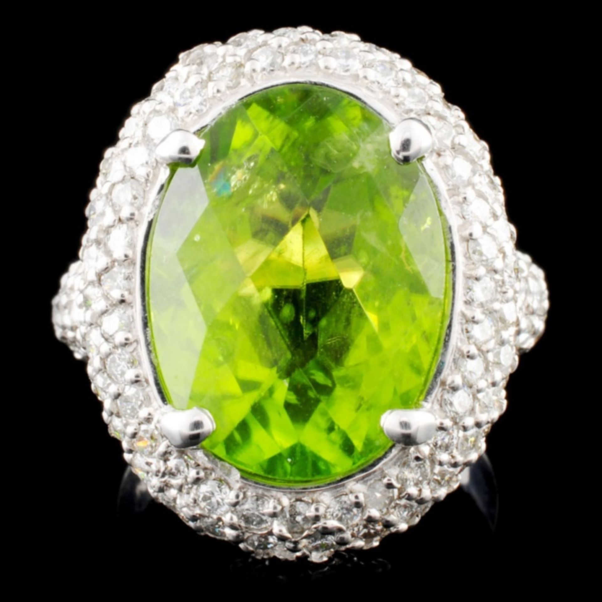 14K Gold 9.28ct Peridot & 2.40ctw Diamond Ring