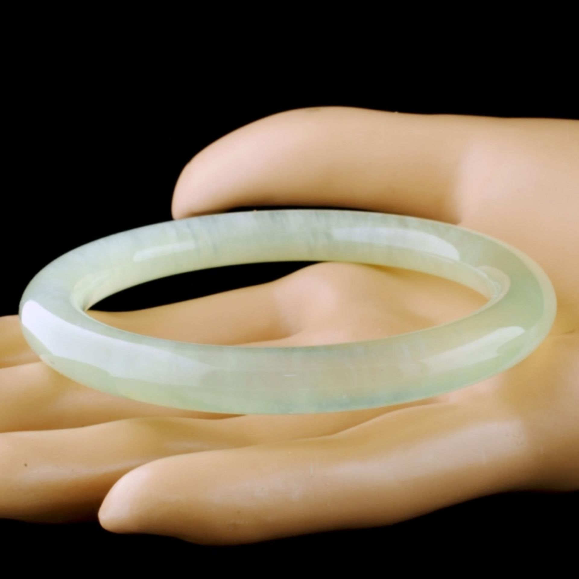 Chinese Fine Jadeite Green Bangle - Image 2 of 3