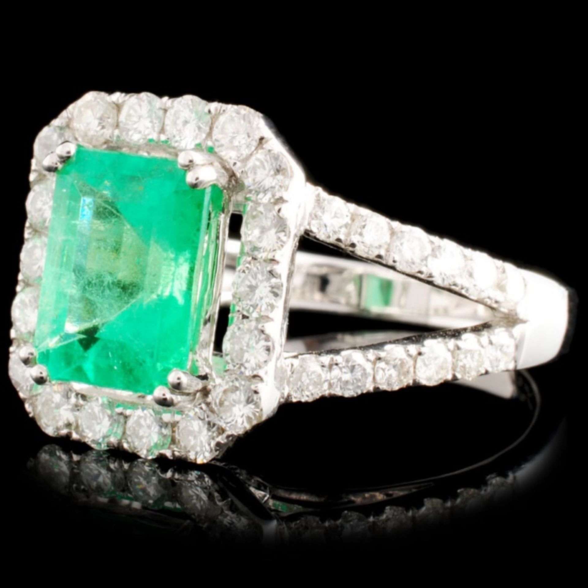 18K Gold 1.97ct Emerald & 1.19ctw Diamond Ring - Image 2 of 5