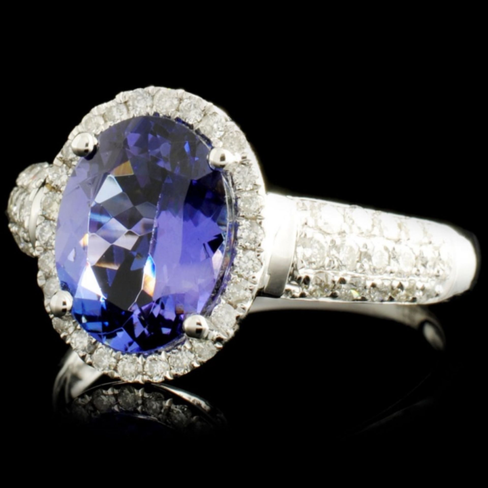 18K Gold 2.36ct Tanzanite & 0.50ctw Diamond Ring - Image 2 of 3