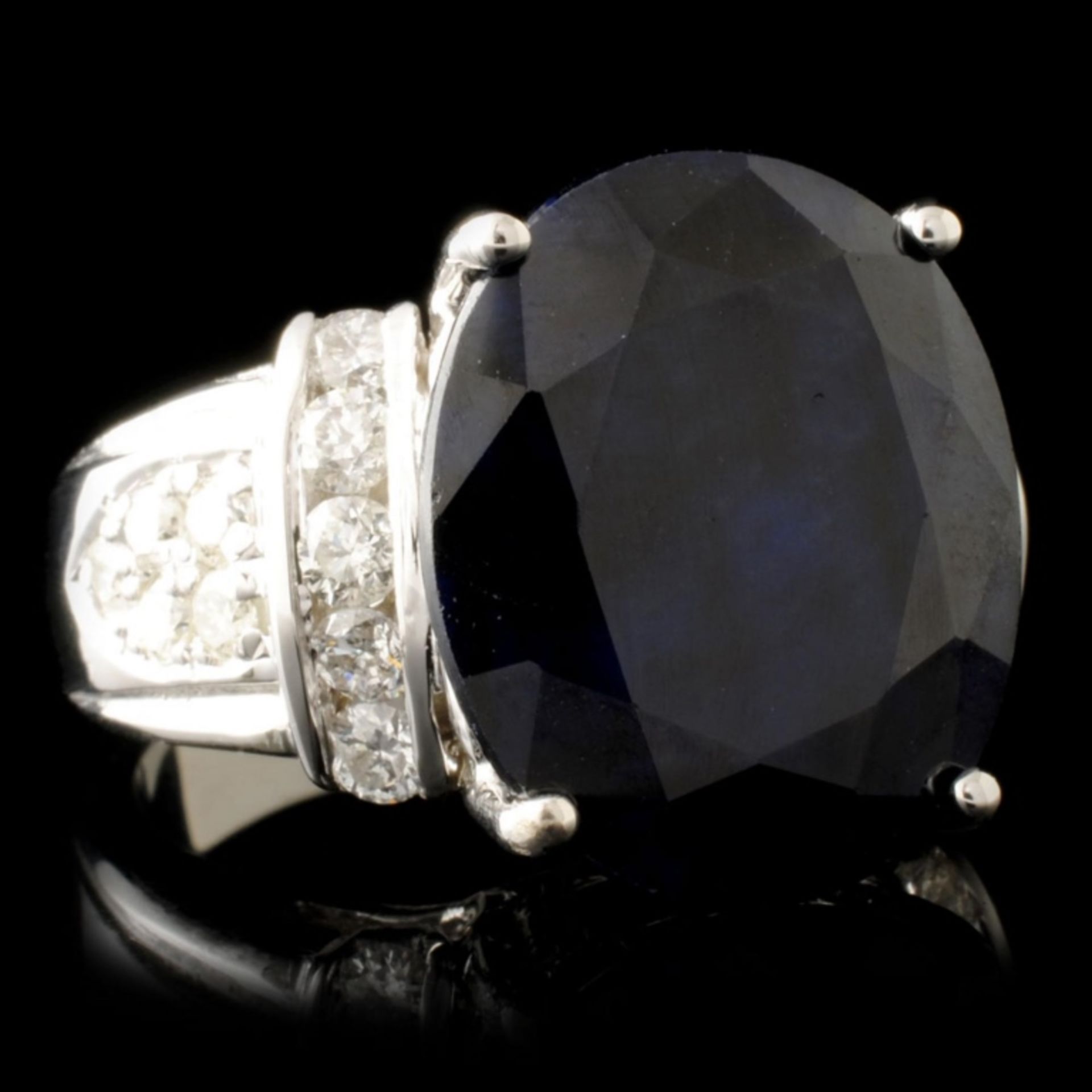 14K Gold 13.50ct Sapphire & 0.75ctw Diamond Ring - Image 3 of 5
