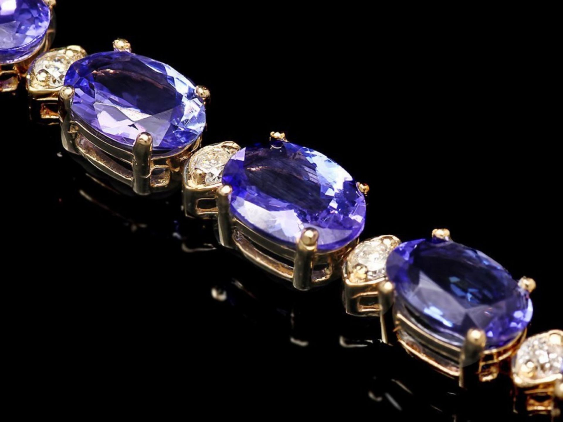 `14k Gold 17.00ct Tanzanite & 0.70ct Diamond Brace - Image 2 of 3