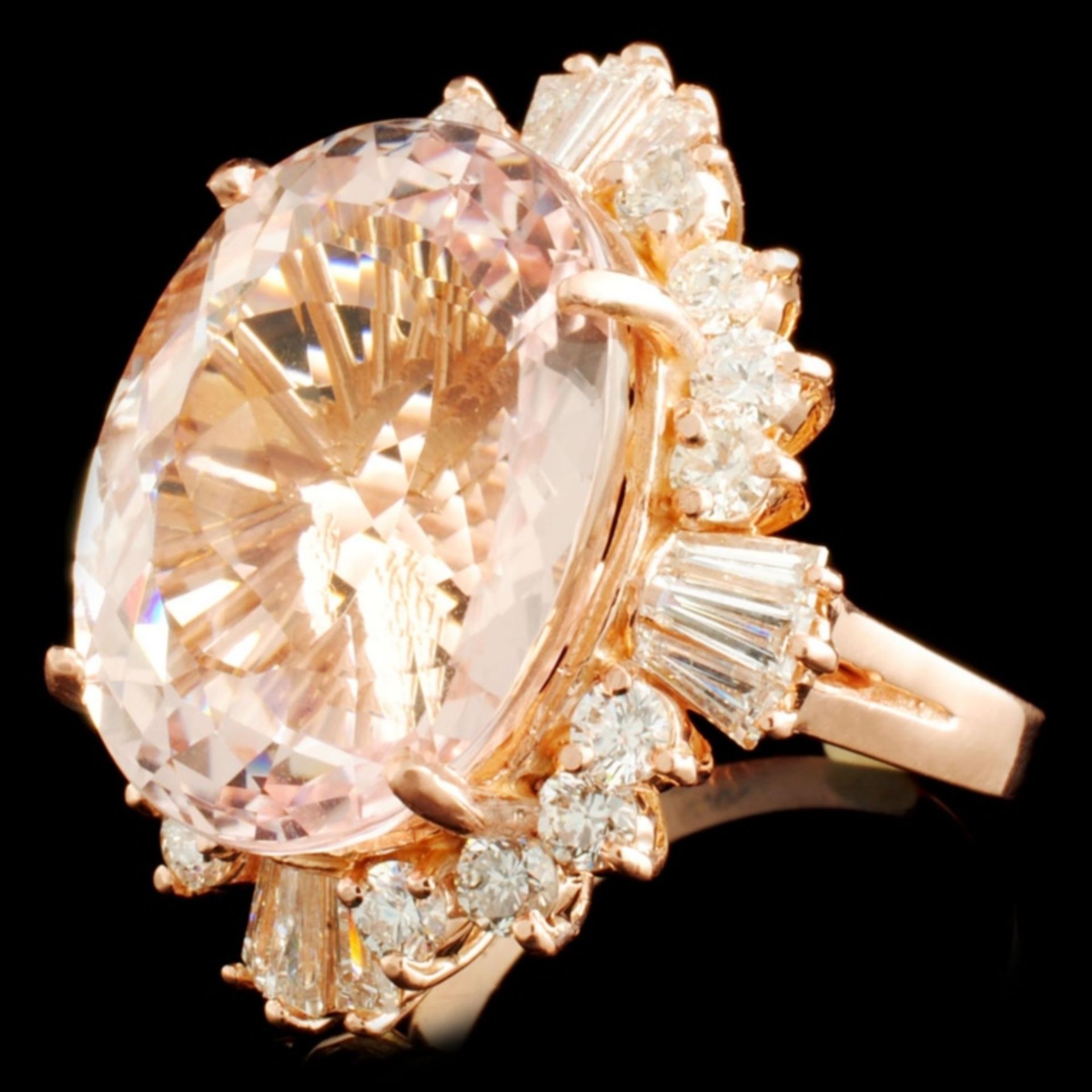 14K Gold 18.75ct Morganite & 2.26ctw Diamond Ring - Image 2 of 5