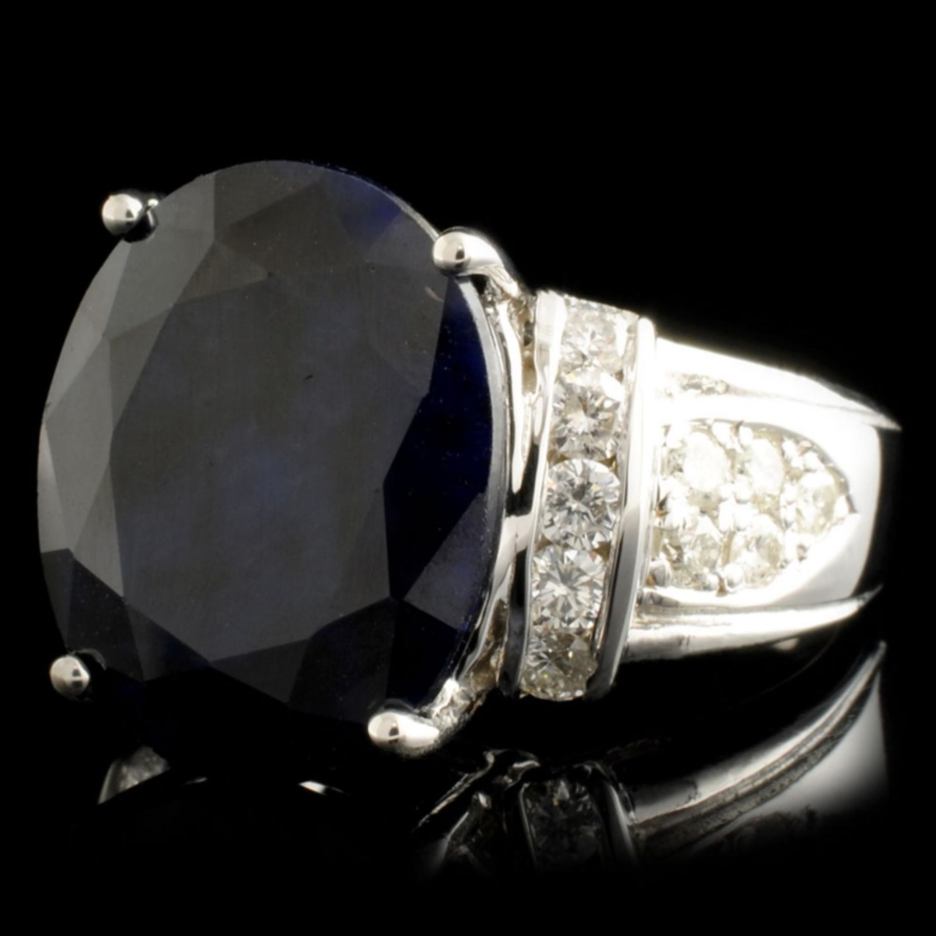 14K Gold 13.50ct Sapphire & 0.75ctw Diamond Ring - Image 2 of 5