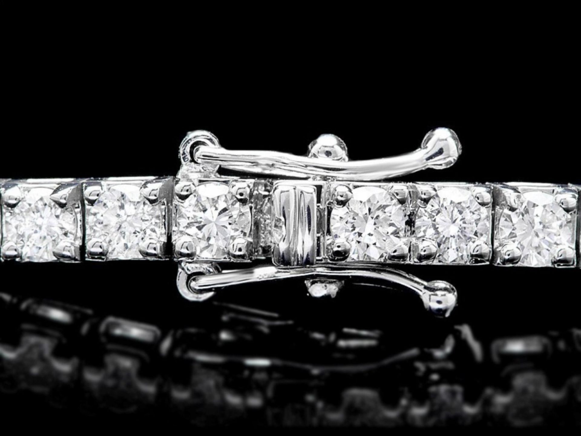 ^18k White Gold 5.00ct Diamond Bracelet - Image 2 of 3