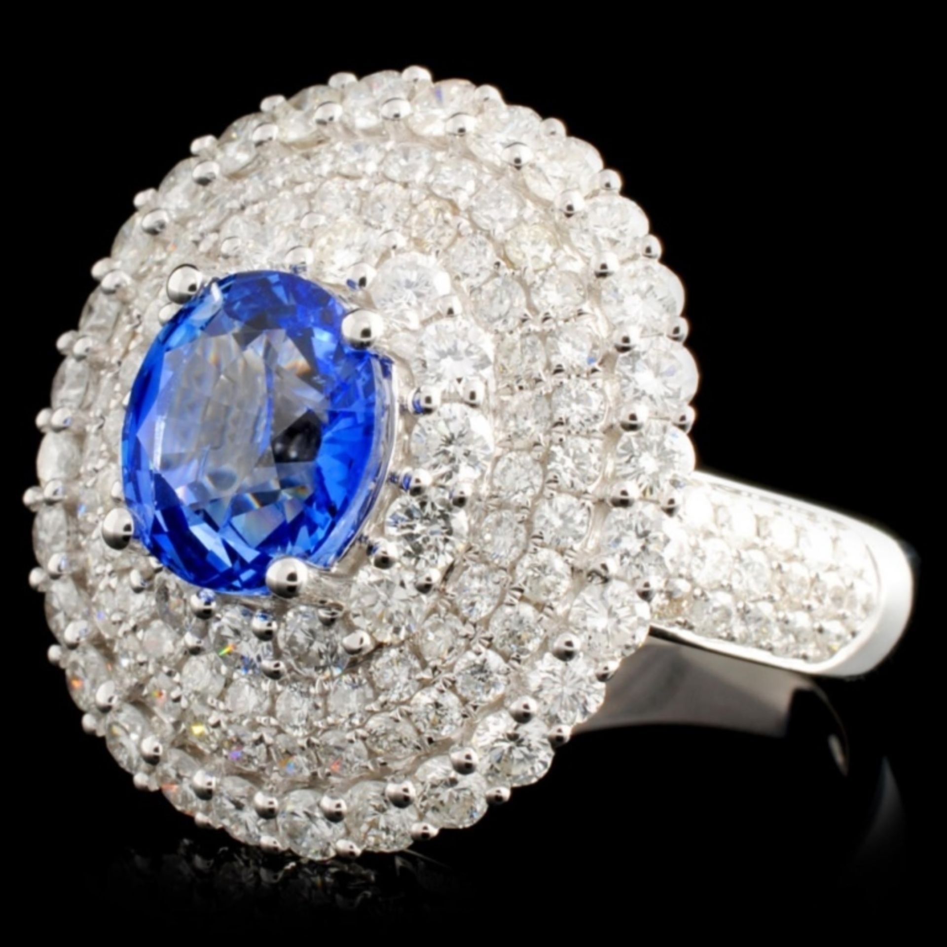 18K Gold 2.80ct Sapphire & 2.40ctw Diamond Ring - Image 2 of 4