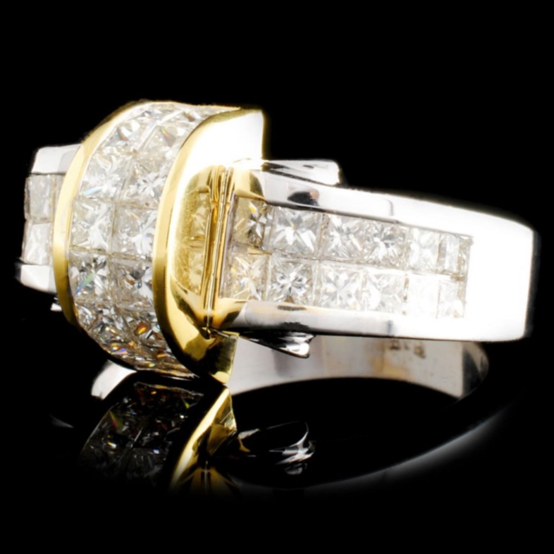 18K Gold 2.01ctw Diamond Ring - Image 2 of 4