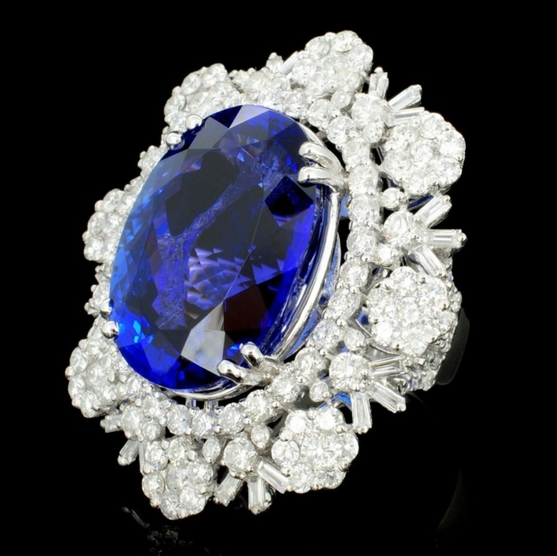 18K Gold 23.15 Tanzanite & 4.74ct Diamond Ring - Image 3 of 4