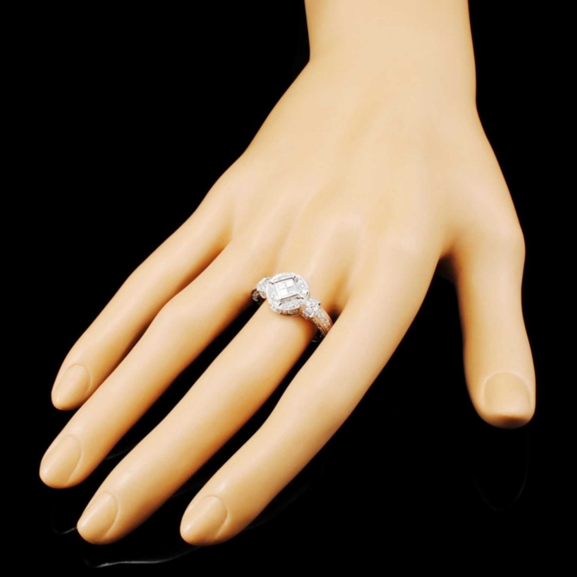 18K Gold 0.75ctw Diamond Ring - Image 3 of 5