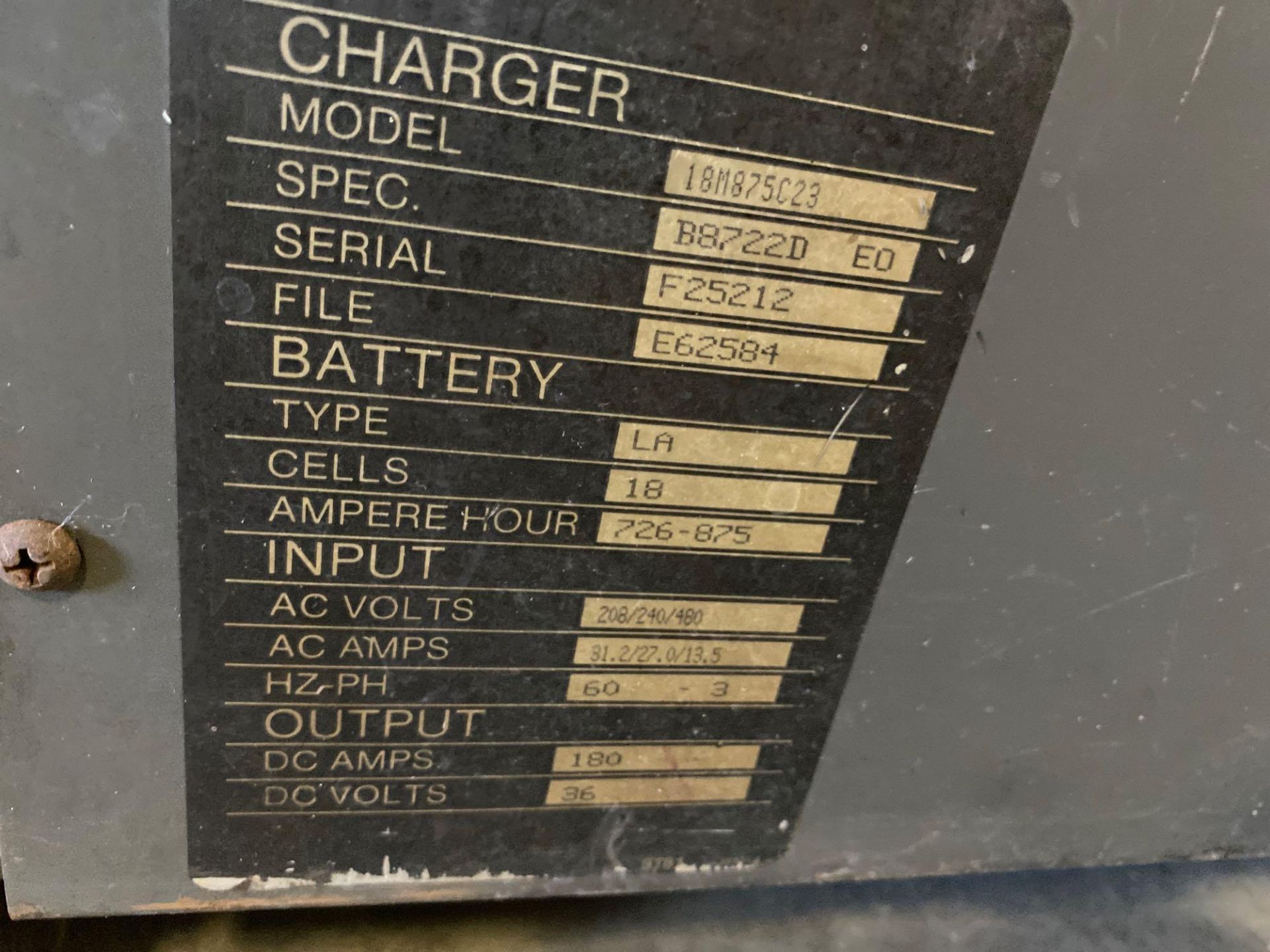 MAC 36V BATTERY CHARGER - Image 3 of 4