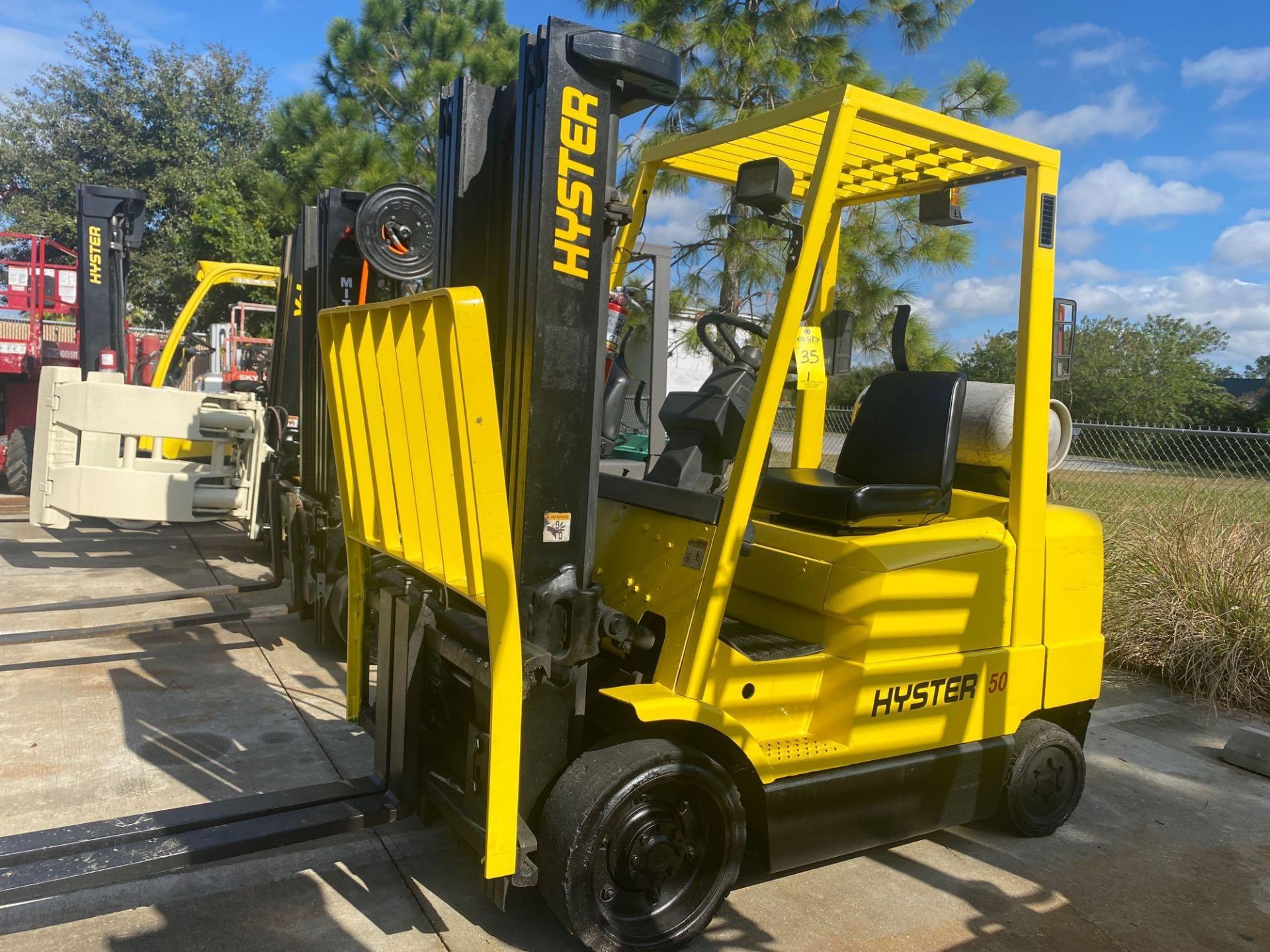 HYSTER S50 LP FORKLIFT, 5,000 LB CAPACITY, TILT, SIDE SHIFT