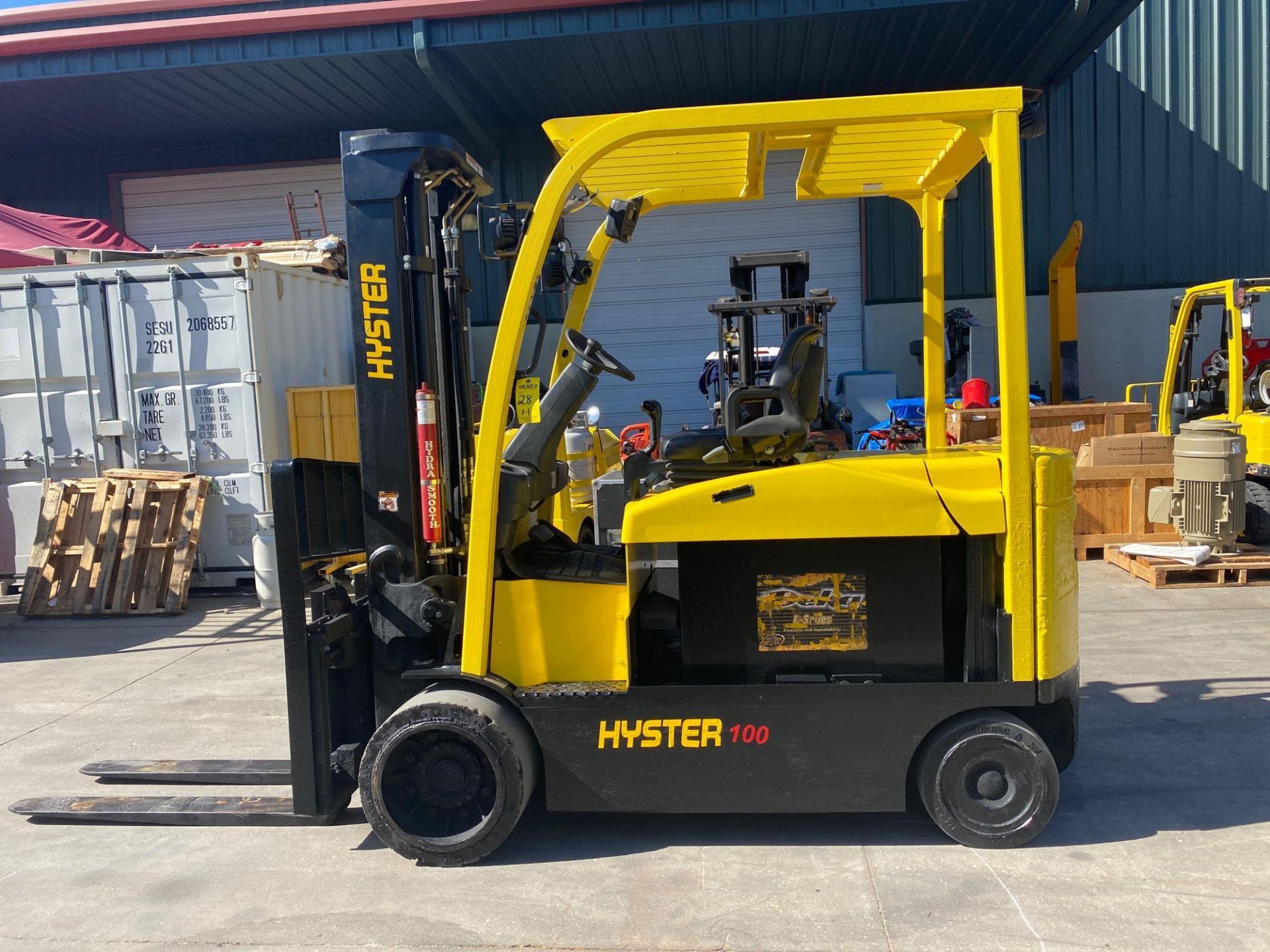 2014 HYSTER E100XN ELECTRIC FORKLIFT, 10,000 LB CAPACITY, TILT, SIDE SHIFT, 36V, 134.8" HEIGHT CAP