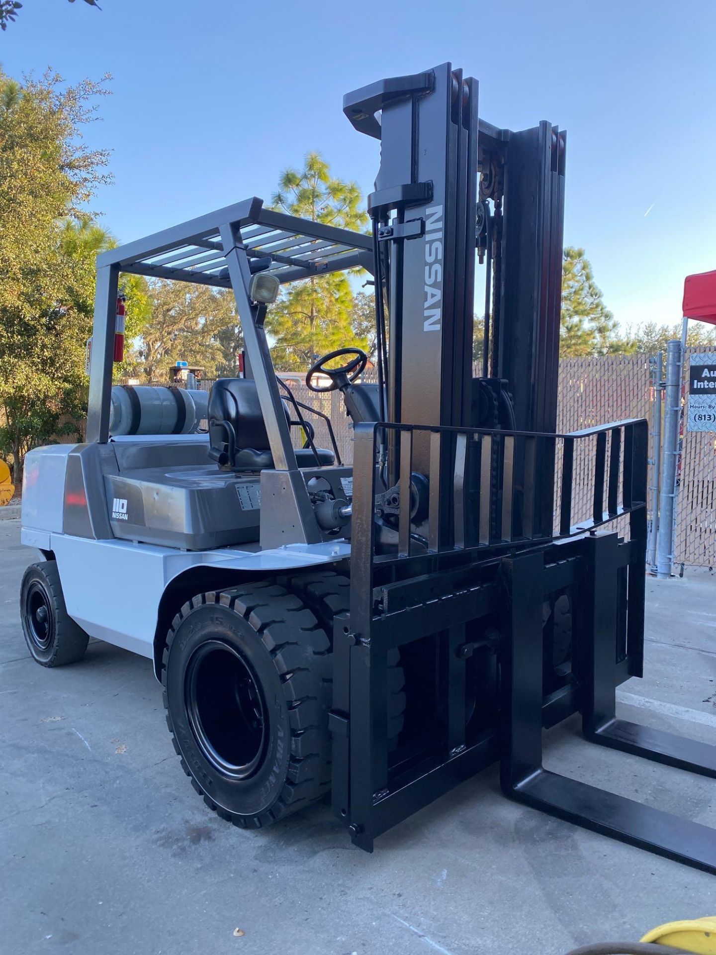 NISSAN LP FORKLIFT MODEL F04B50V-LP , APPROXIMATELY 10,800 LB CAPACITY, 201" HEIGHT CAPACITY - Image 13 of 18