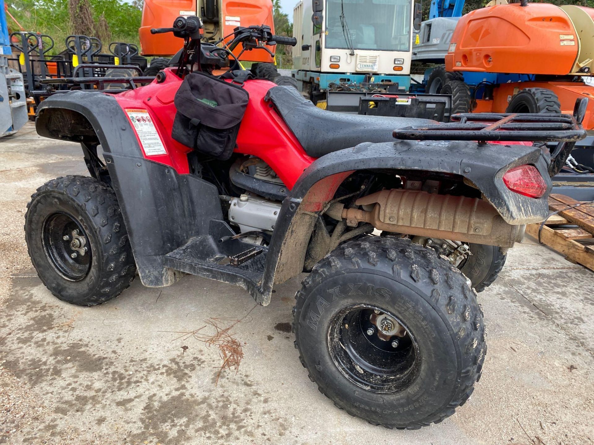 HONDA RANCHER 4 WHEELER, RUNS AND OPERATES - Image 5 of 7