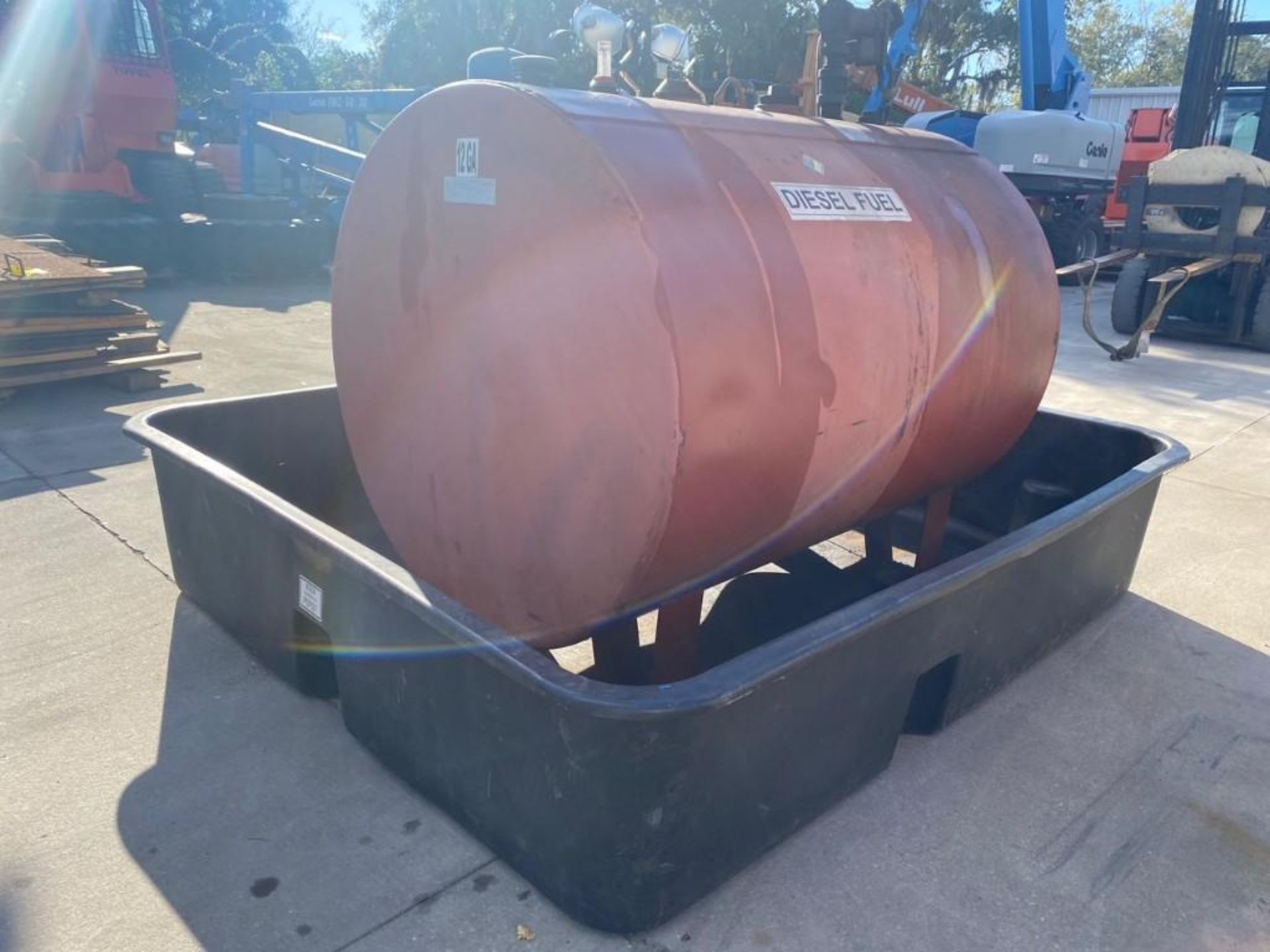 DOUBLE WALL DIESEL FUEL TANK GOOD, APPROX 2000 GALLON, SPILL BIN - Image 10 of 12