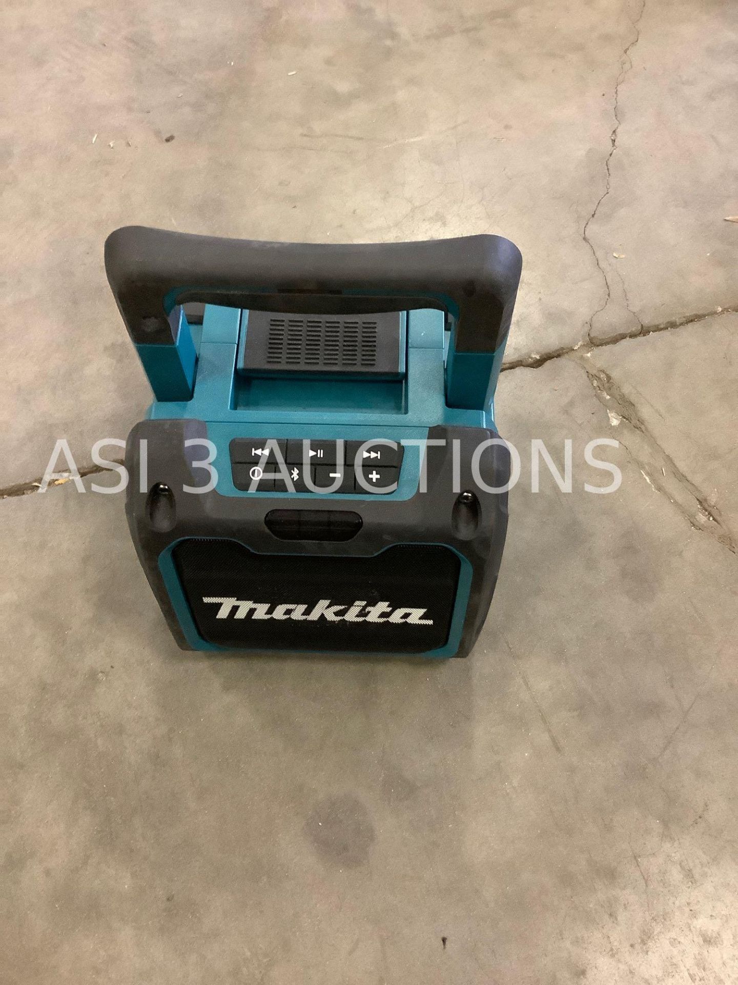 MAKITA XRM07 JOB-SITE SPEAKER BATTERY POWERED, BLUETOOTH CAPABILITY - Image 3 of 3