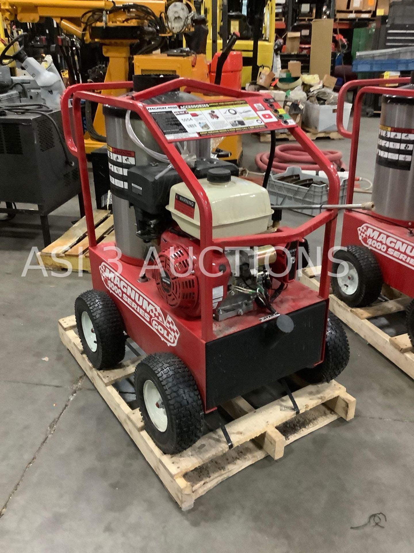 UNUSED 2021 MAGNUM 4000 GOLD SERIES HEATED PRESSURE WASHER, ELECTRIC START - Image 2 of 5