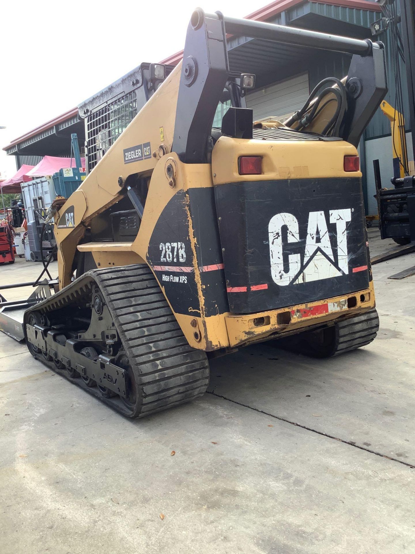 CATERPILLAR 287B DIESEL SKID STIR WITH UNUSED 2021 JCT 72" BRUSH CUTTER/STUMP JUMPER ATTACHMENT - Image 6 of 12