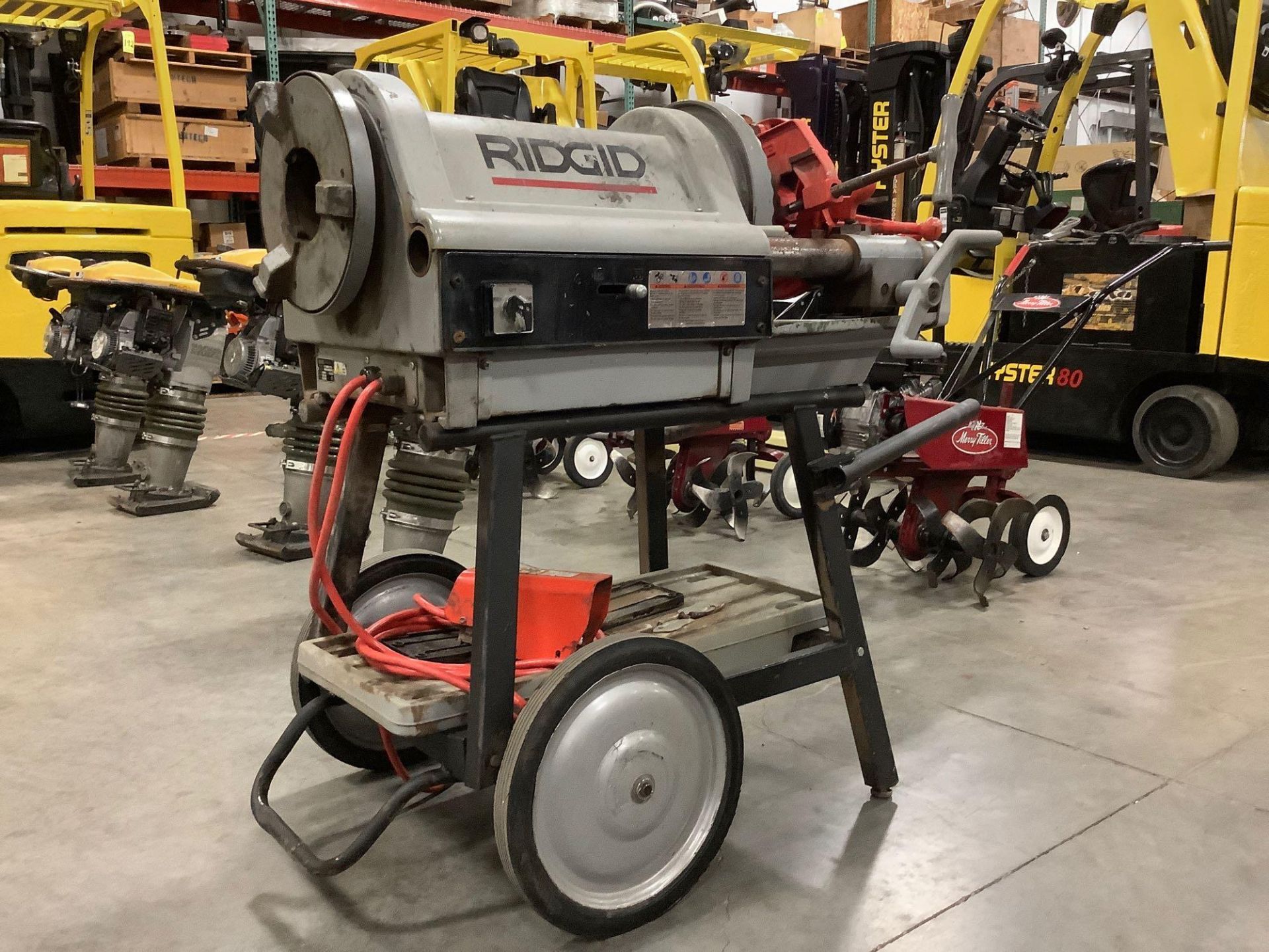 2018 ELECTRIC RIDGID PIPE THREADER MODEL 1224 WITH STAND, APPROX 120 VOLTS,APPROX AMP 15,APPROX HZ 6 - Image 4 of 11