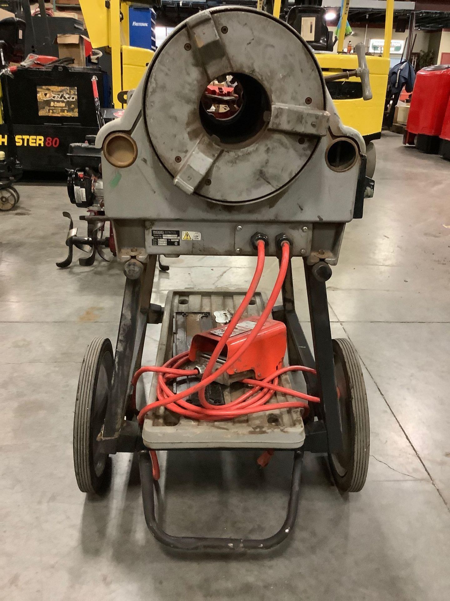 2018 ELECTRIC RIDGID PIPE THREADER MODEL 1224 WITH STAND, APPROX 120 VOLTS,APPROX AMP 15,APPROX HZ 6 - Image 3 of 11