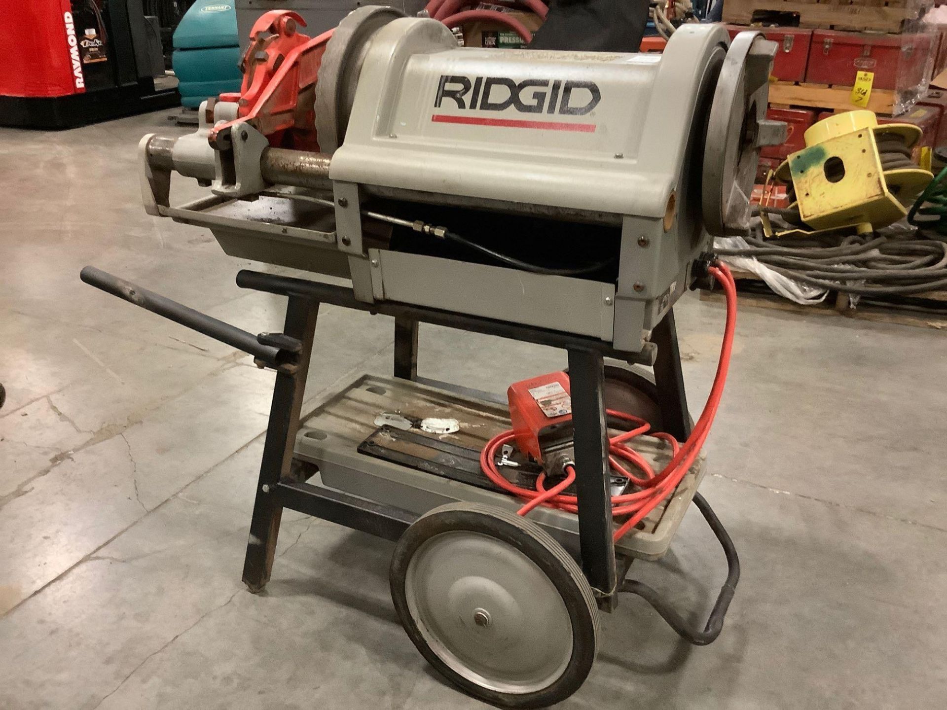 2018 ELECTRIC RIDGID PIPE THREADER MODEL 1224 WITH STAND, APPROX 120 VOLTS,APPROX AMP 15,APPROX HZ 6