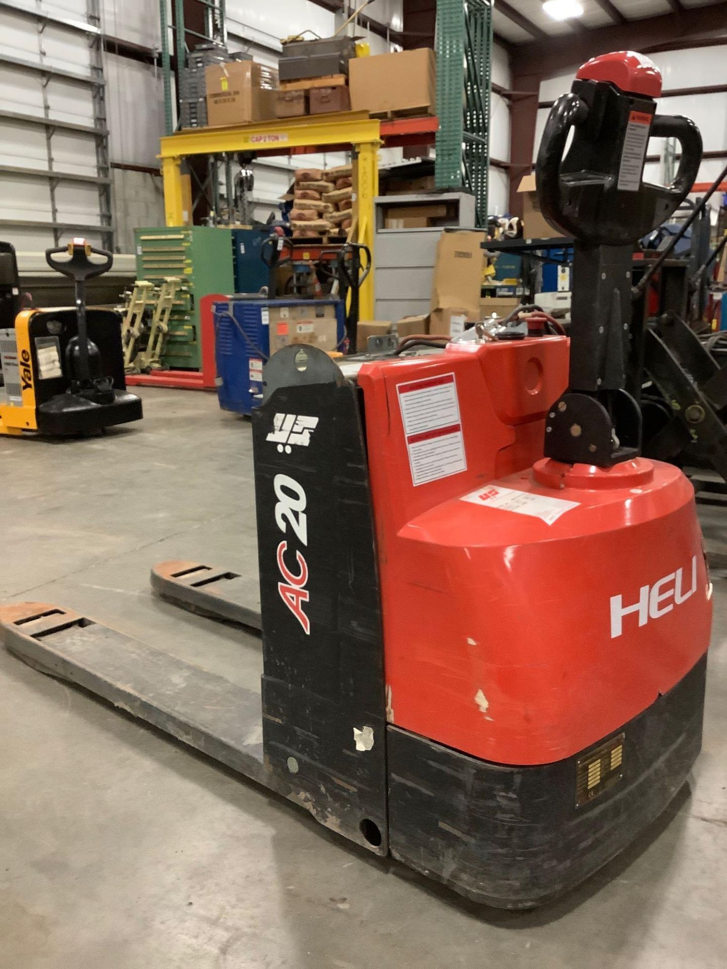 HELI PALLET JACK MODEL CBD20, ELECTRIC, APPROX MAX CAPACITY 4400, ELECTRICAL ISSUE, CONDITION UNKNOW