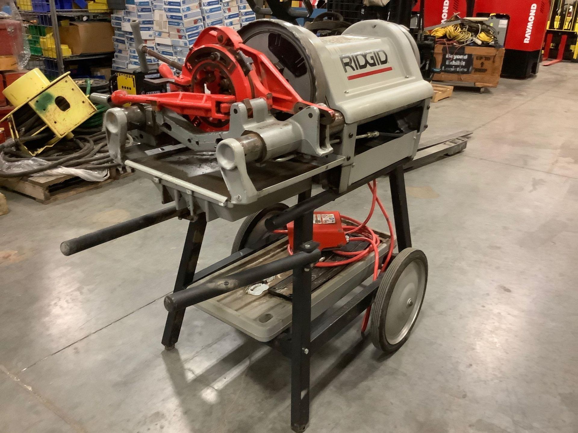 2018 ELECTRIC RIDGID PIPE THREADER MODEL 1224 WITH STAND, APPROX 120 VOLTS,APPROX AMP 15,APPROX HZ 6 - Image 7 of 11