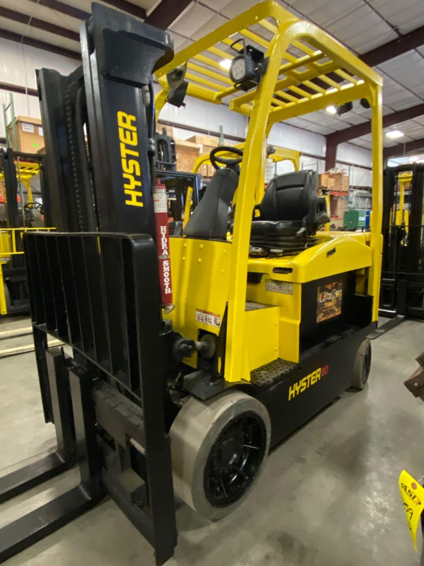 2014 HYSTER E80XN ELECTRIC FORKLIFT, 8,000 LB CAPACITY, 120.1" HEIGHT CAP, TILT, SIDE SHIFT, 36V - Image 4 of 8