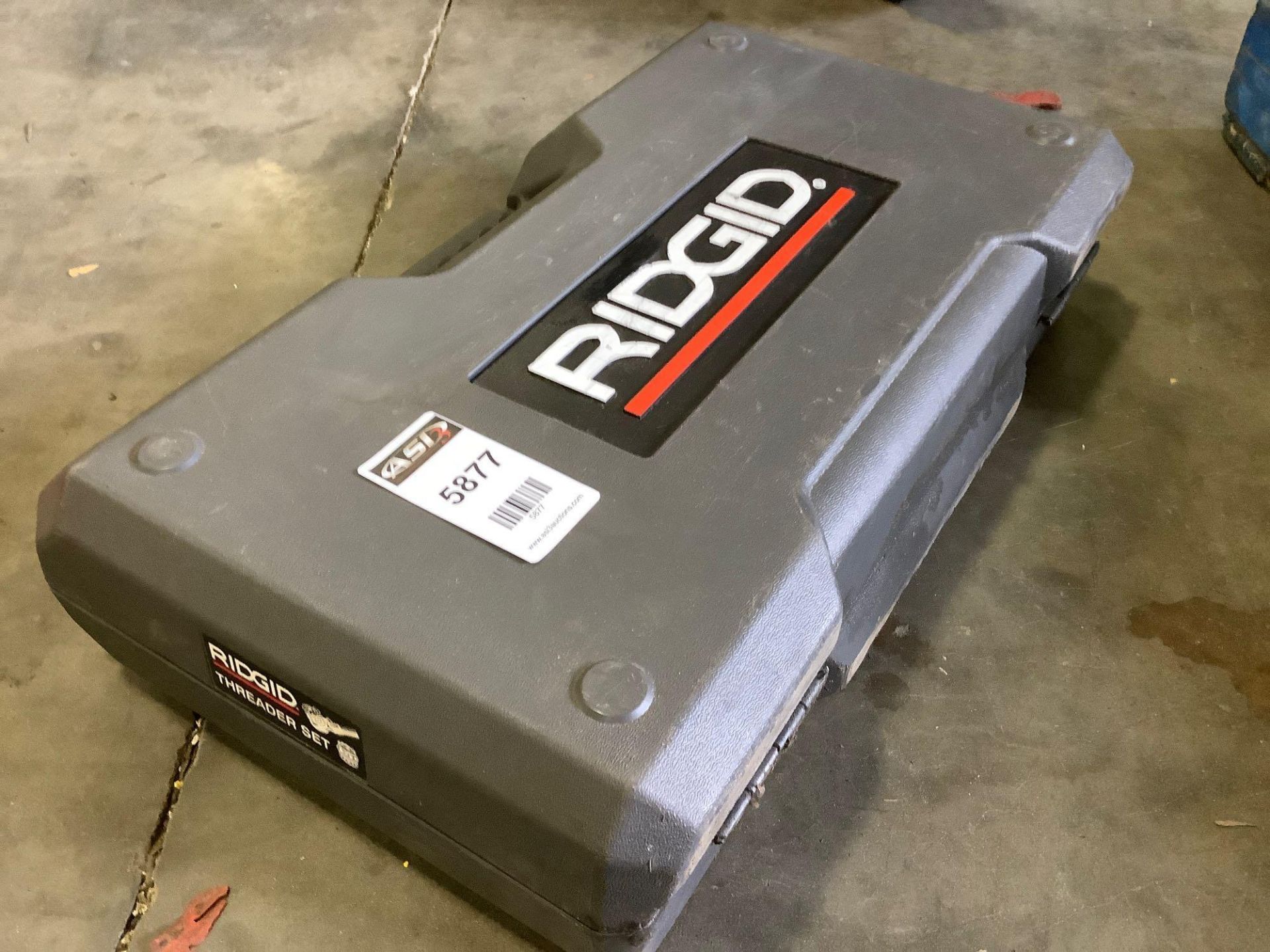 MANUAL RIDGID THREADER SET WITH CARRYING CASE - Image 6 of 6