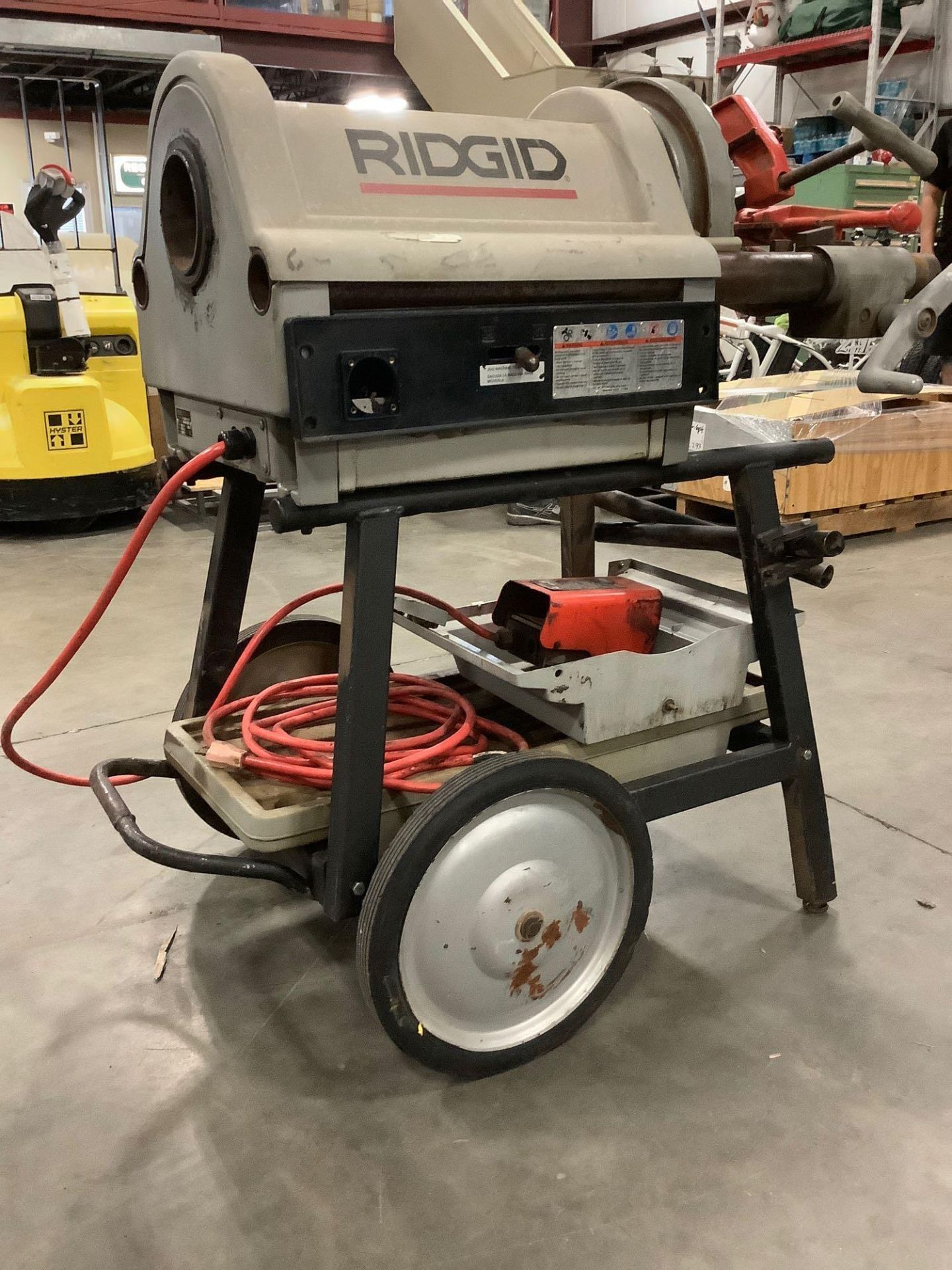 2013 ELECTRIC RIDGID PIPE THREADER MODEL 1224 WITH STAND, APPROX 120 VOLTS,APPROX AMP 15,APPROX HZ 6 - Image 6 of 10