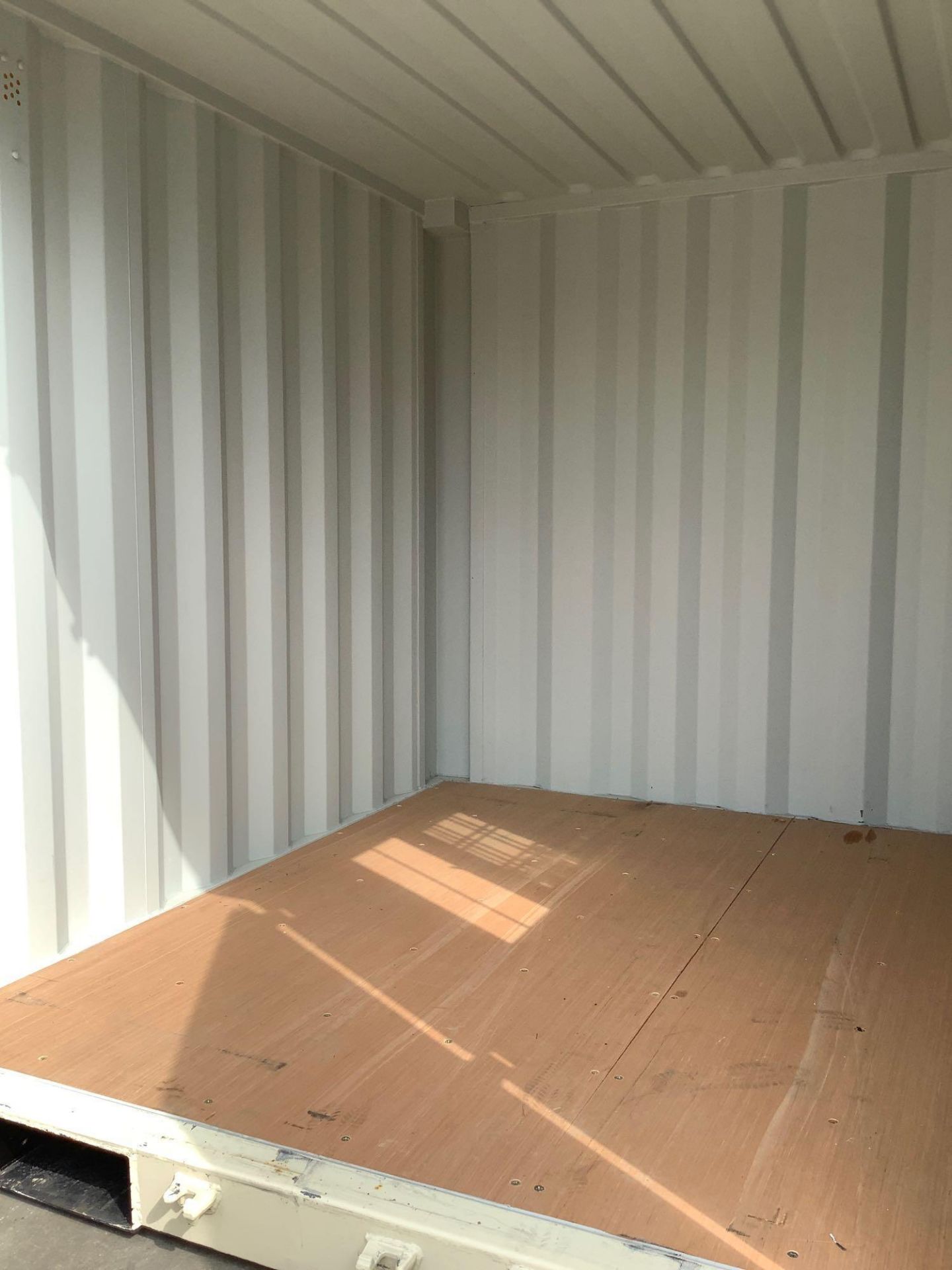 UNUSED 7' OFFICE / STORAGE CONTAINER, FORK PACKETS WITH SIDE DOOR ENTRANCE & SIDE WINDOW - Image 8 of 9