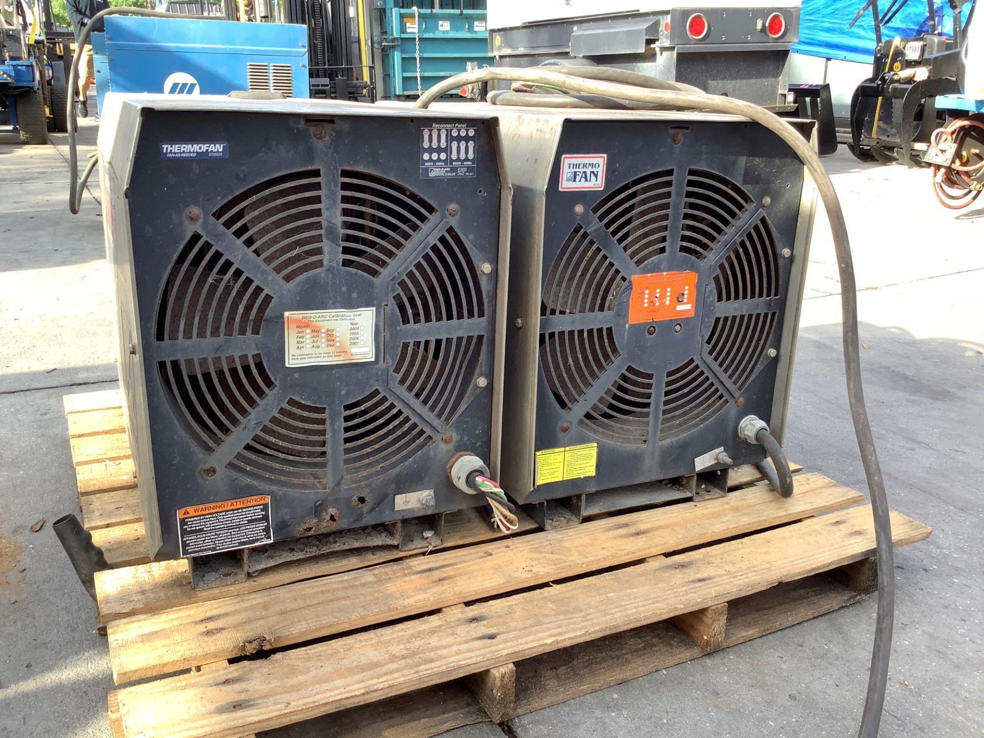 2 ELECTRIC RED-D-ARC E300 3+2 CONTRACTOR WELDERS/ THERMOFANS ,APPROX 480 VOLTS - Image 4 of 7