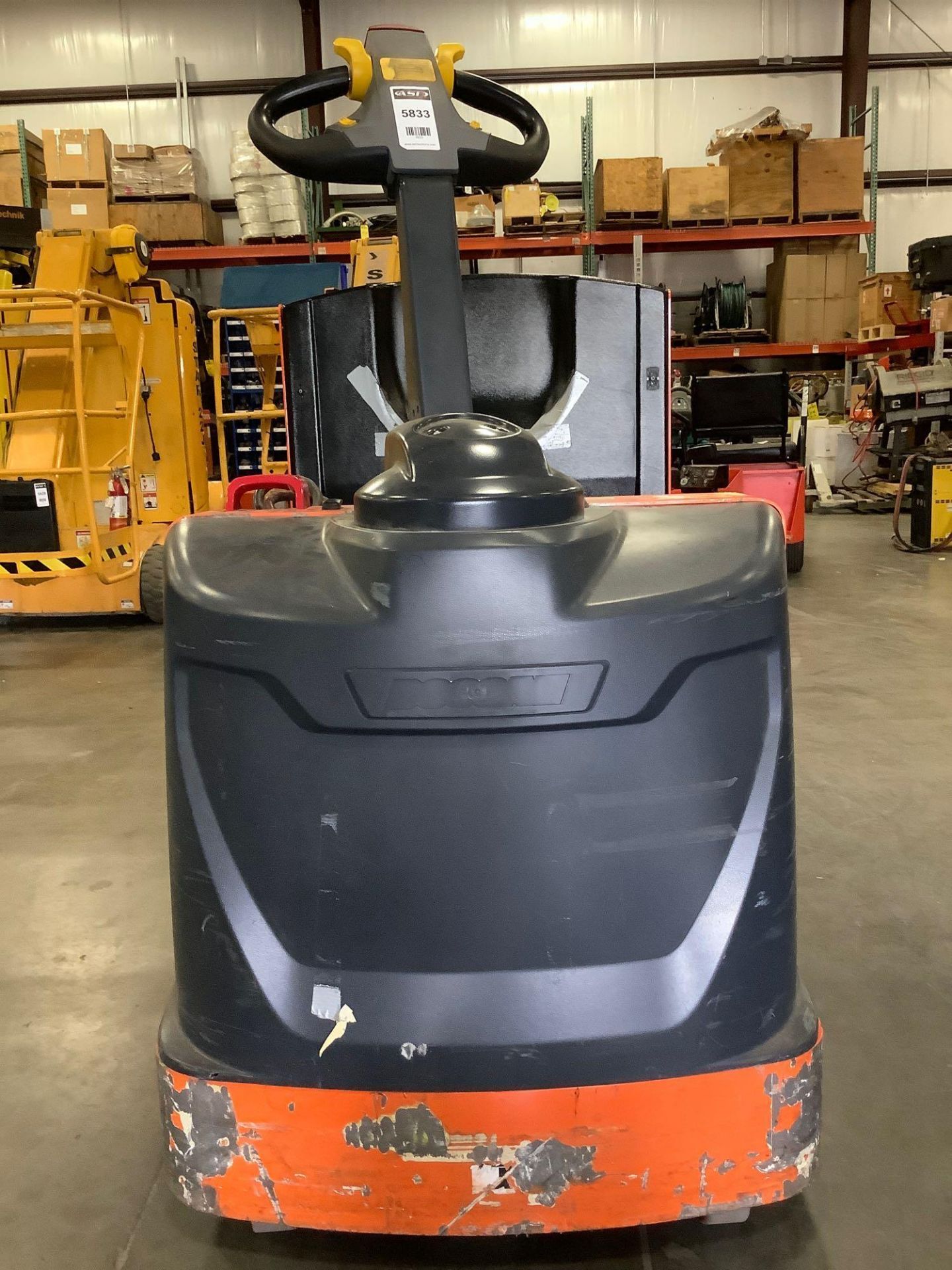 ELECTRIC DOOSAN PALLET JACK MODEL BWC33S-7, APPROX 24 VOLTS WITH 2016 HAWKER POWERLINE BATTERY RUNS - Image 7 of 15