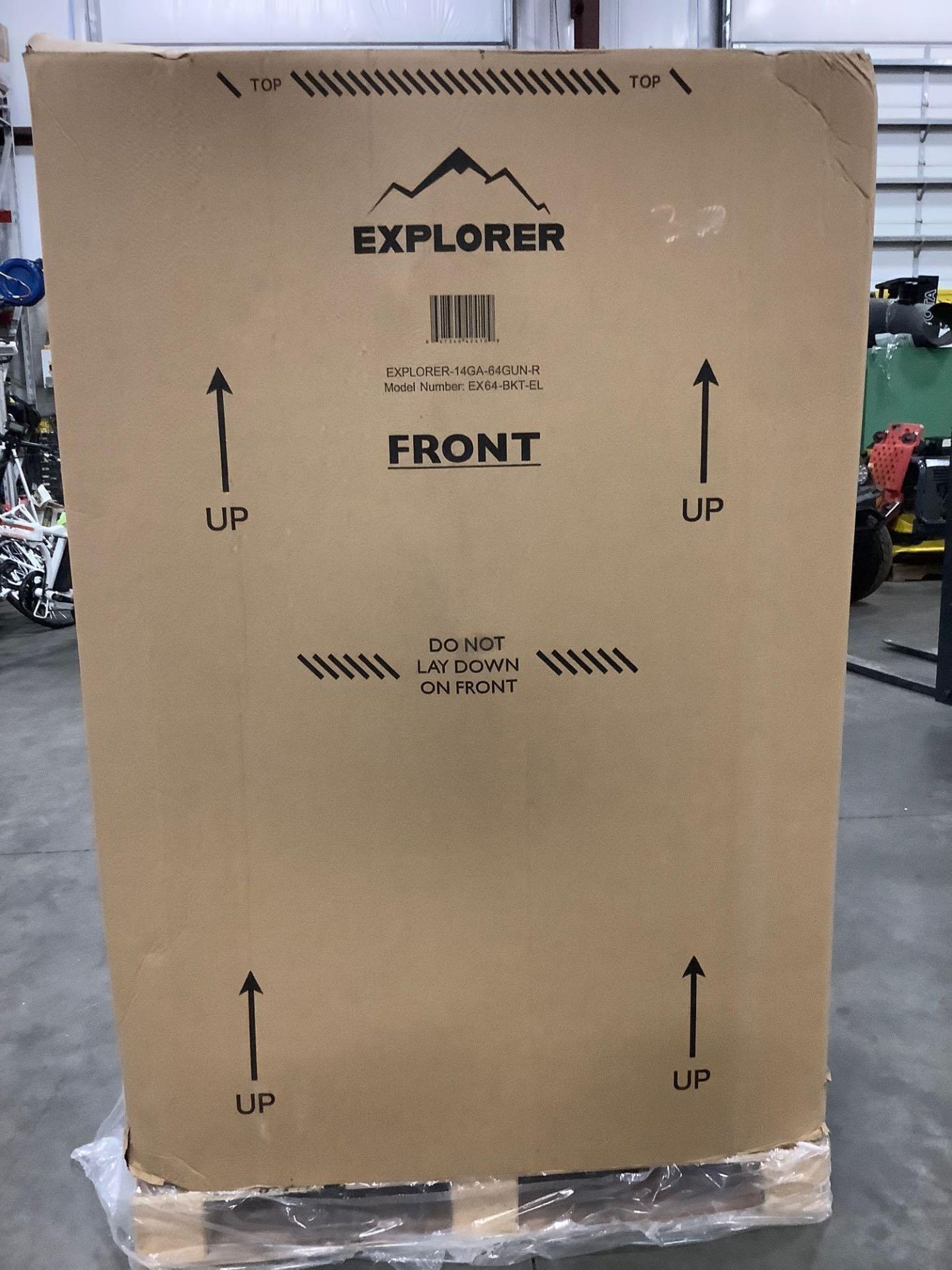 UNUSED EXPLORER GUN SAFE MODEL EX64-BKT-EL - Image 10 of 10