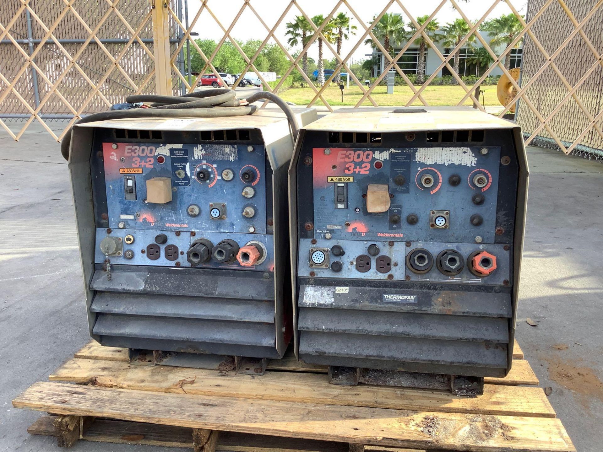 2 ELECTRIC RED-D-ARC E300 3+2 CONTRACTOR WELDERS/ THERMOFANS ,APPROX 480 VOLTS