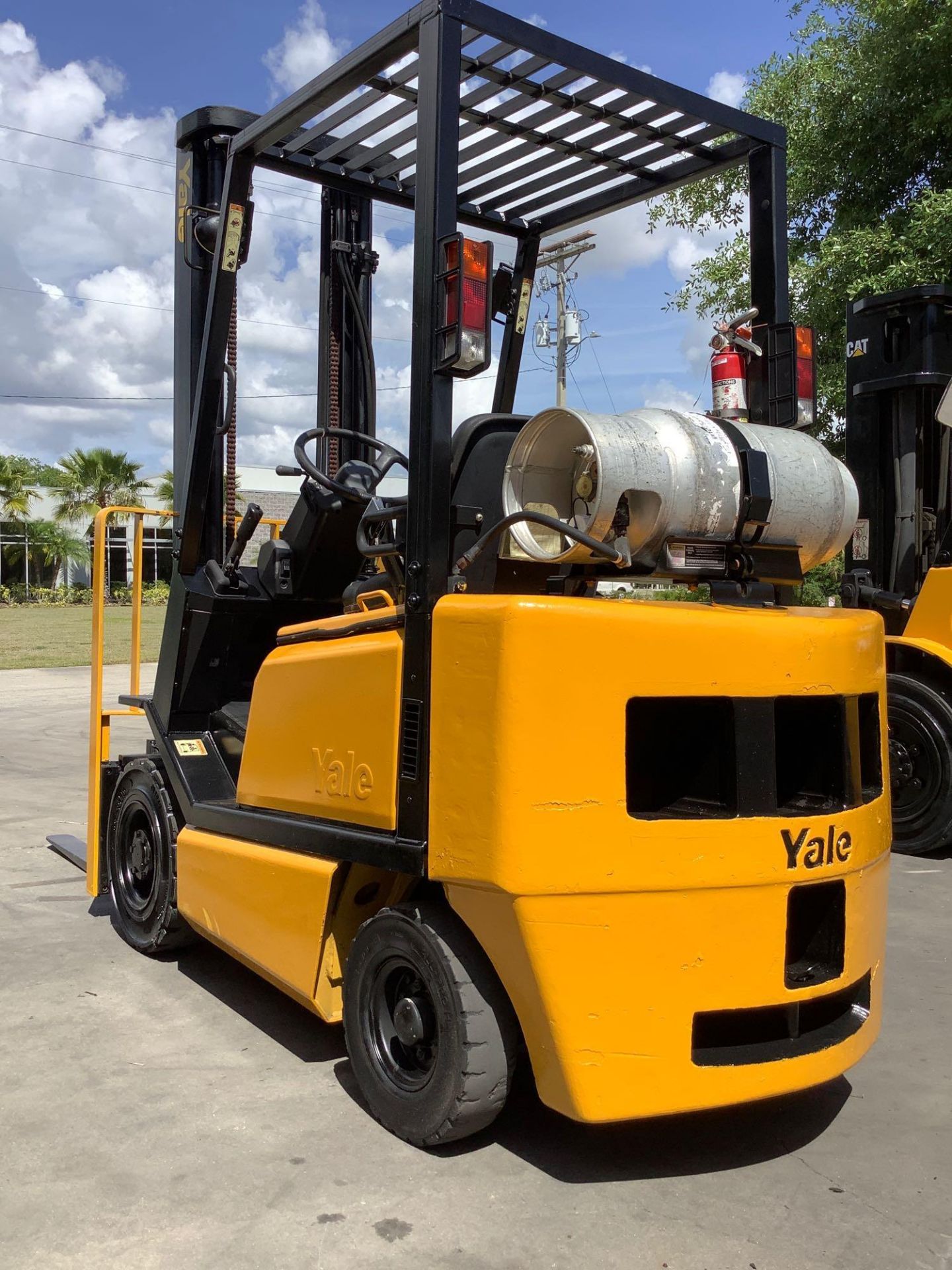 YALE LP FORKLIFT MODEL GLP040AFNUAV096 ,APPROX LOAD CAPACITY 4, 000 LBS - Image 13 of 13