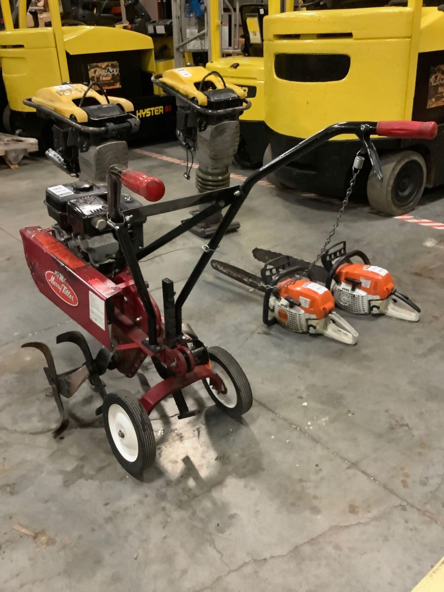 MERRY TILLER FORWARD ROTATING MID-TINE TILLER, GAS POWERED, RUNS & OPERATES - Image 7 of 7