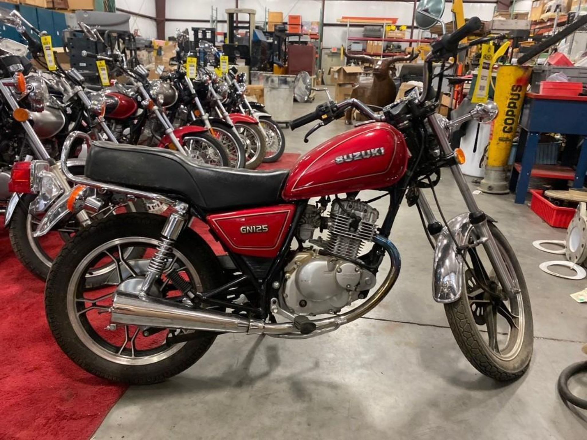 1997 SUZUKI MOTORCYCLE MODEL GN125ES. RUNS & DRIVES