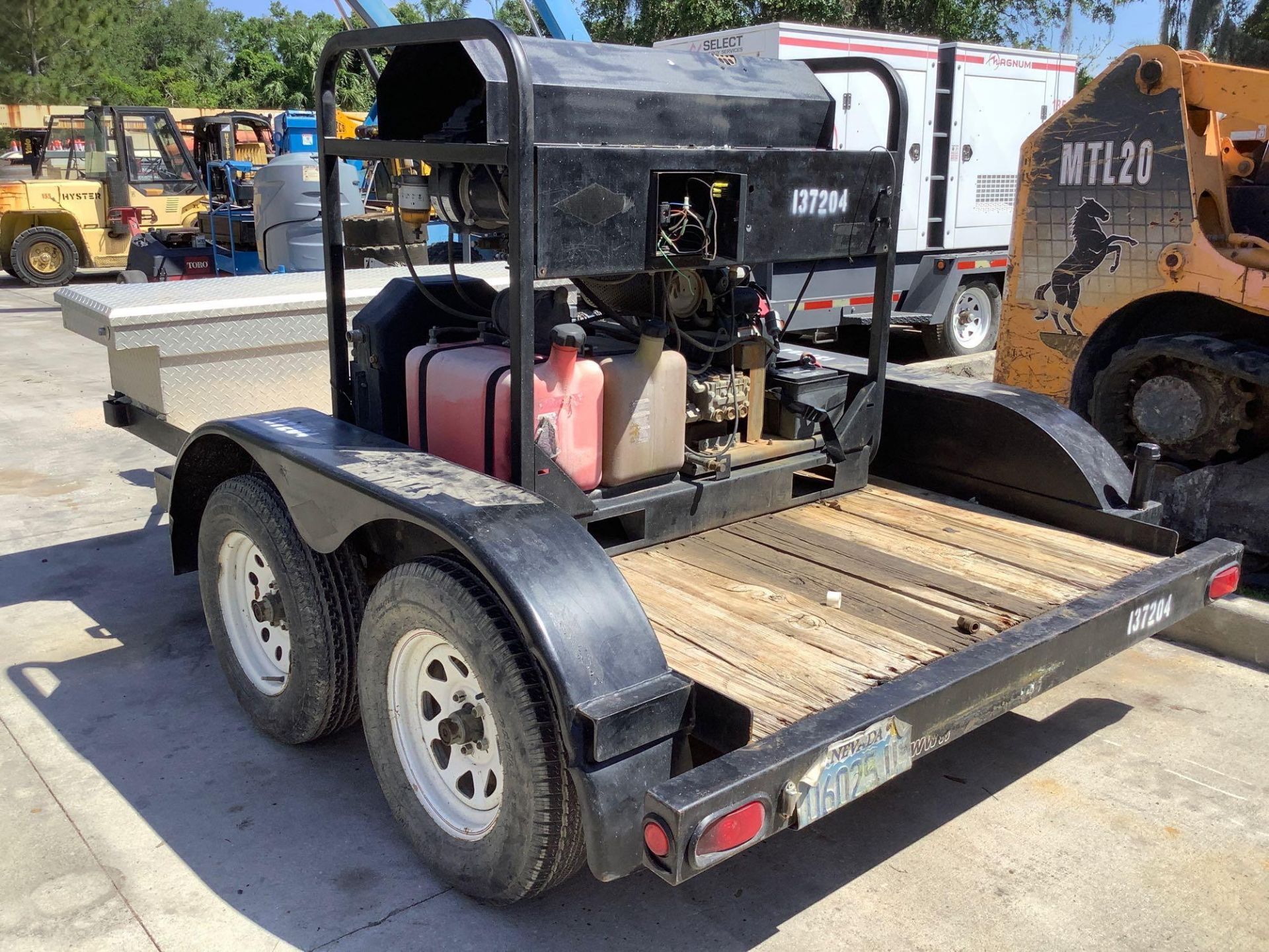 TRAILER MOUNTED HEATED PRESSURE WASHER SYSTEM, DUAL AXLE TRAILER, STORAGE BOX, BILL OF SALE ONLY, RU - Image 7 of 17