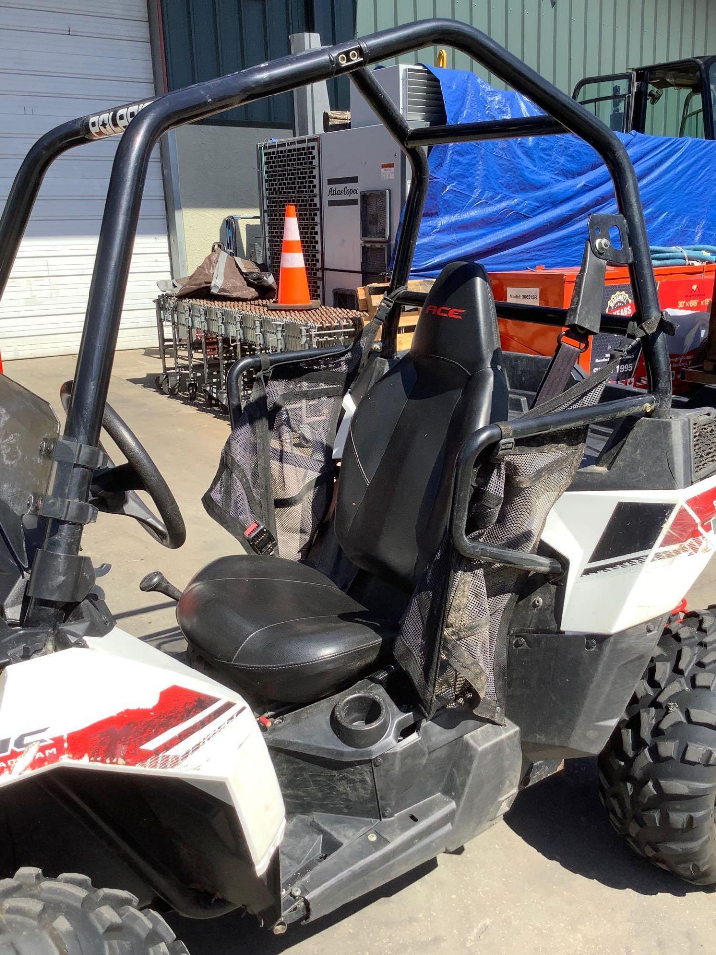 2014 POLARIS SPORTSMAN ACE WHITE LIGHTNING ATV MODEL A14BH33AJ , GAS POWERED, 4WD, RUNS AND OPERATES - Image 9 of 12