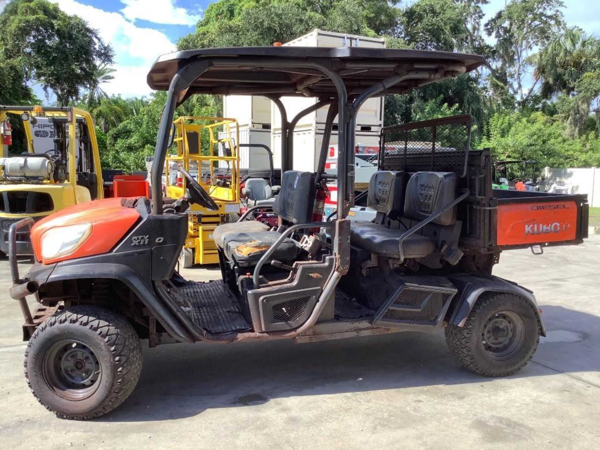 2016 KUBOTA UTV MODEL RTV-X1140, DIESEL, KUBOTA ENGINE, CREW CAB, HYDRAULIC DUMP BED - Image 2 of 13