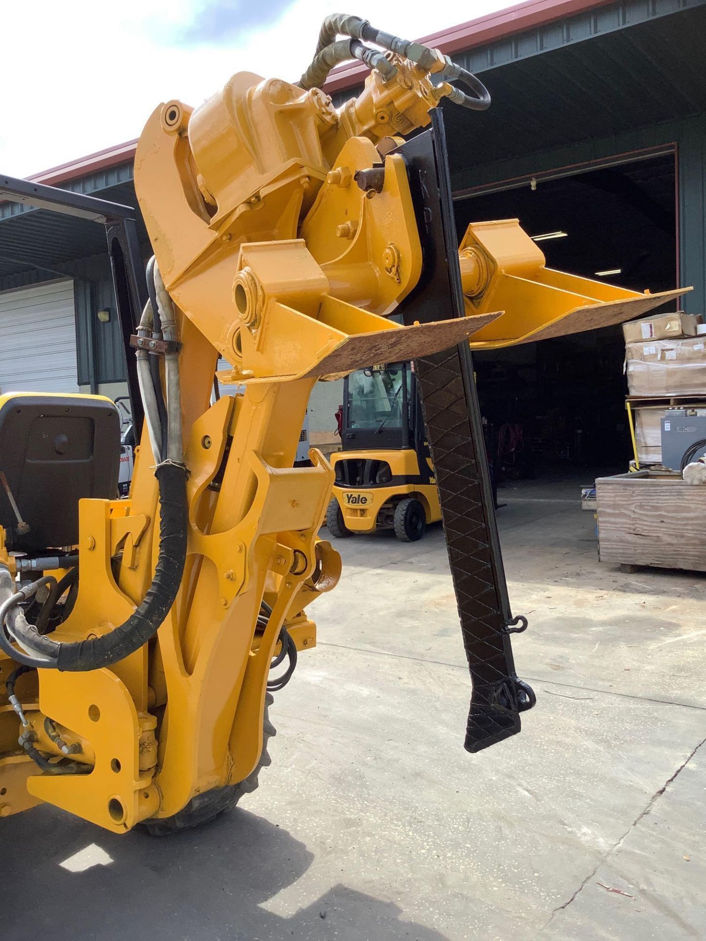 ASTEC UNDERGROUND TRENCHER MODEL RT560, DIESEL, KUBOTA ENGINE , BACK ATTACHMENT ASTEC MODEL P85, FRO - Image 10 of 23