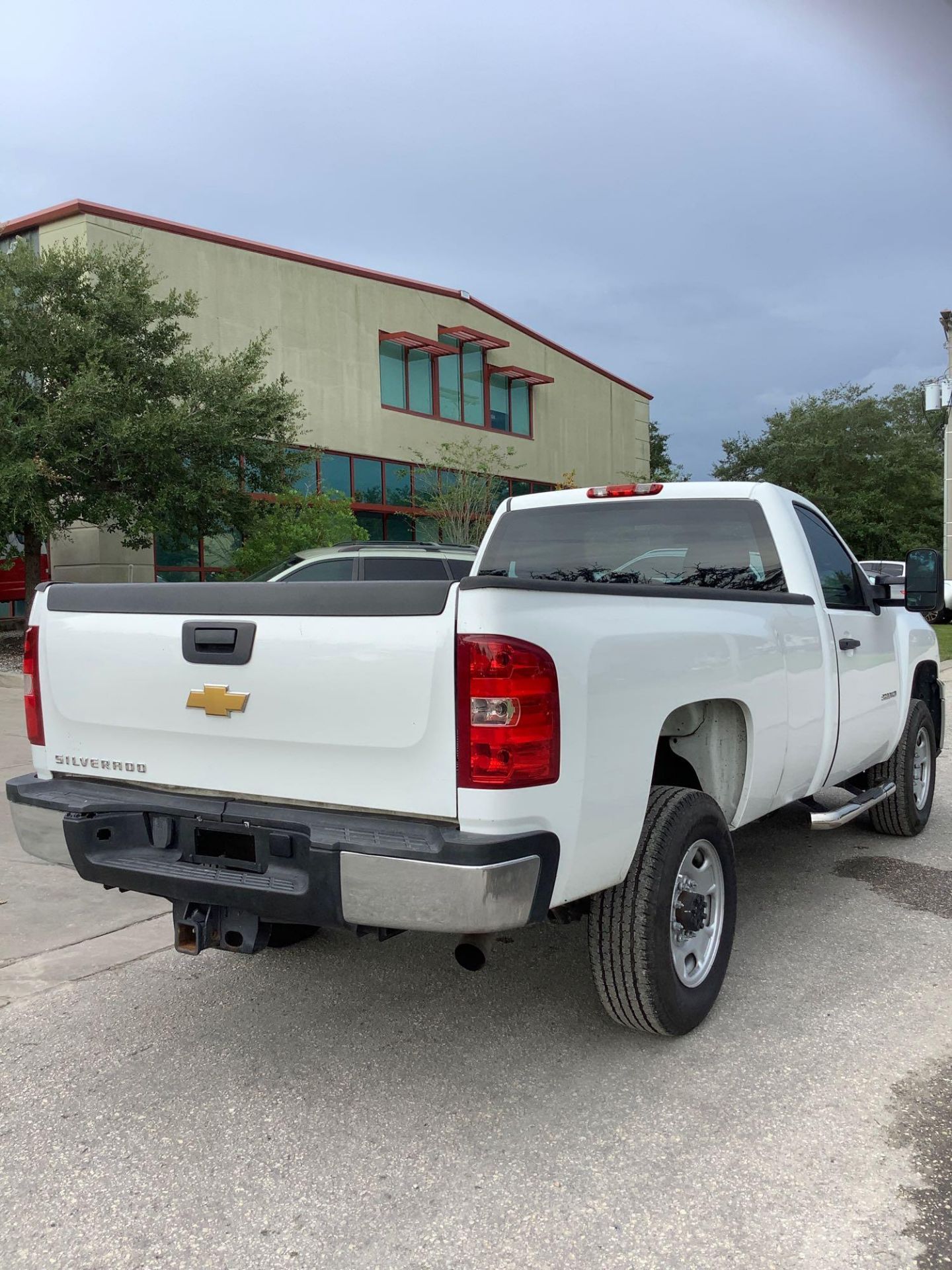 2014 CHEVROLET SILVERADO 2500HD WORK TRUCK, AUTOMATIC, RWD, APPROX GVWR 9300 LBS, STANDARD AC/HEAT A - Image 10 of 25