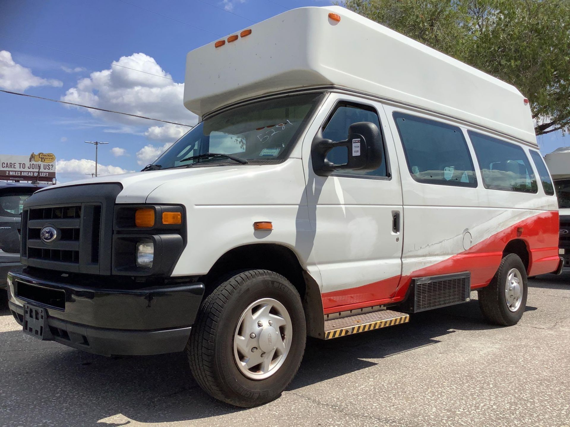 2014 FORD ECONOLINE E-350 SUPER DUTY EXTENDED MOBILITY VAN , AUTOMATIC, AC/ HEAT AIR COND