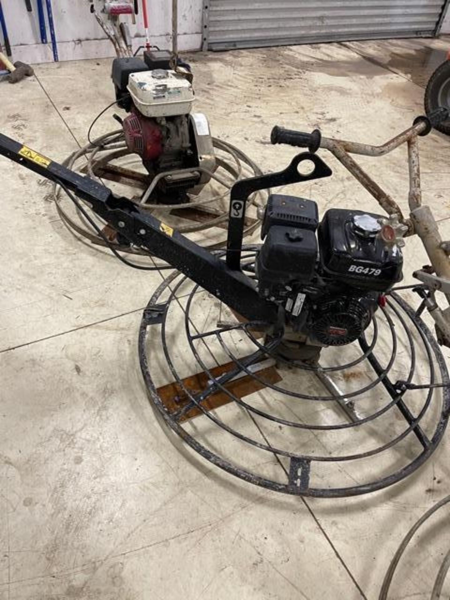 2017 46" CONCRETE POWER TROWEL, HONDA GX MOTOR, RUNS & OPERATES