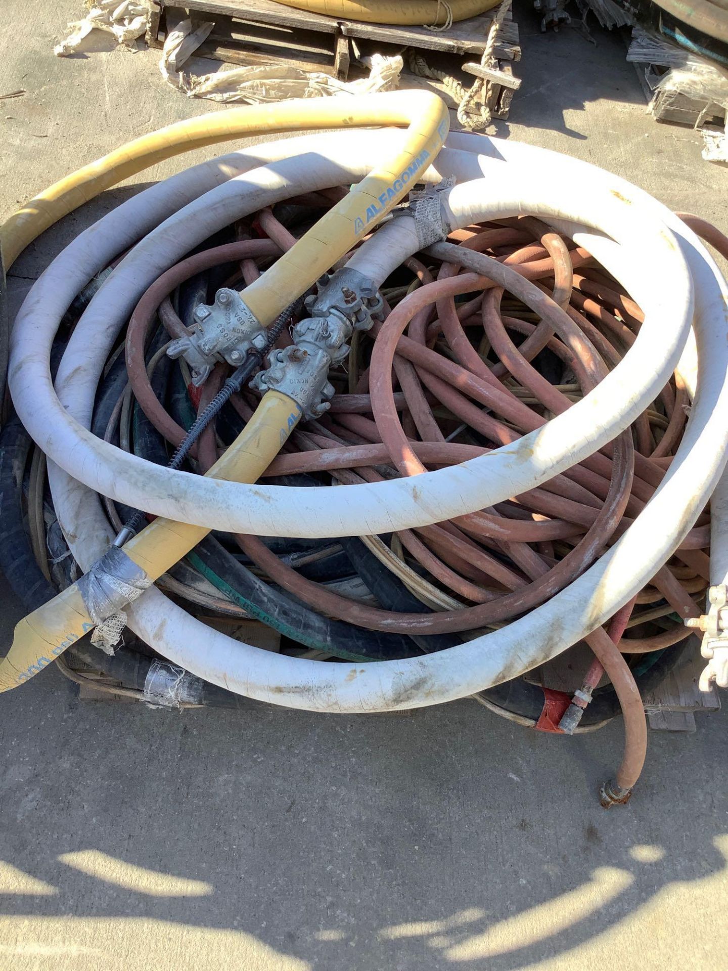 MISCELLANEOUS PRESSURE HOSE , RIGHT OFF THE JOB - Image 5 of 12