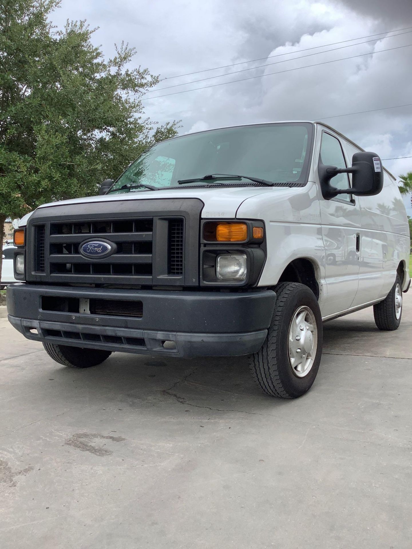 2010 FORD E-SERIES E-150 CARGO VAN, AUTOMATIC, RWD, APPROX GVWR 8520 LBS, STANDARD AC/HEAT AIR CONDI - Image 14 of 27