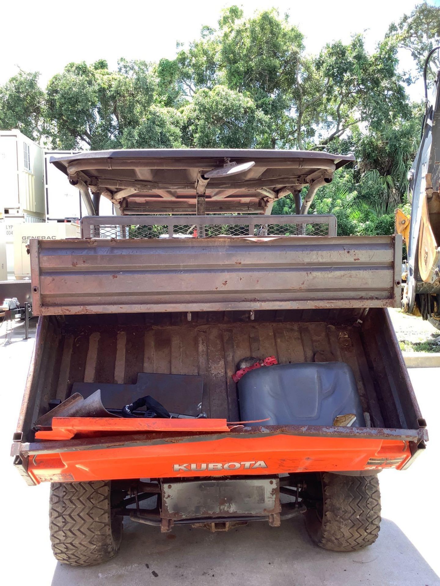 2016 KUBOTA UTV MODEL RTV-X1140, DIESEL, KUBOTA ENGINE, CREW CAB, HYDRAULIC DUMP BED, DAMAGED DURING - Image 4 of 13